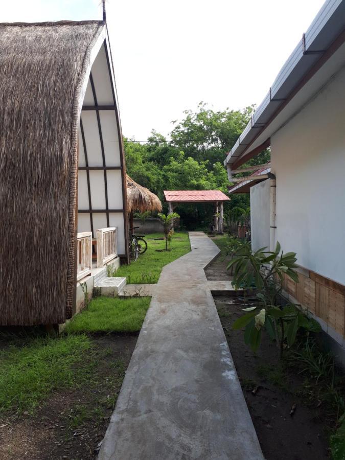 Hotel Coco Bale à Gili Meno Extérieur photo