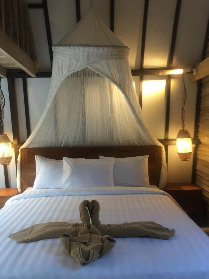 Hotel Coco Bale à Gili Meno Extérieur photo